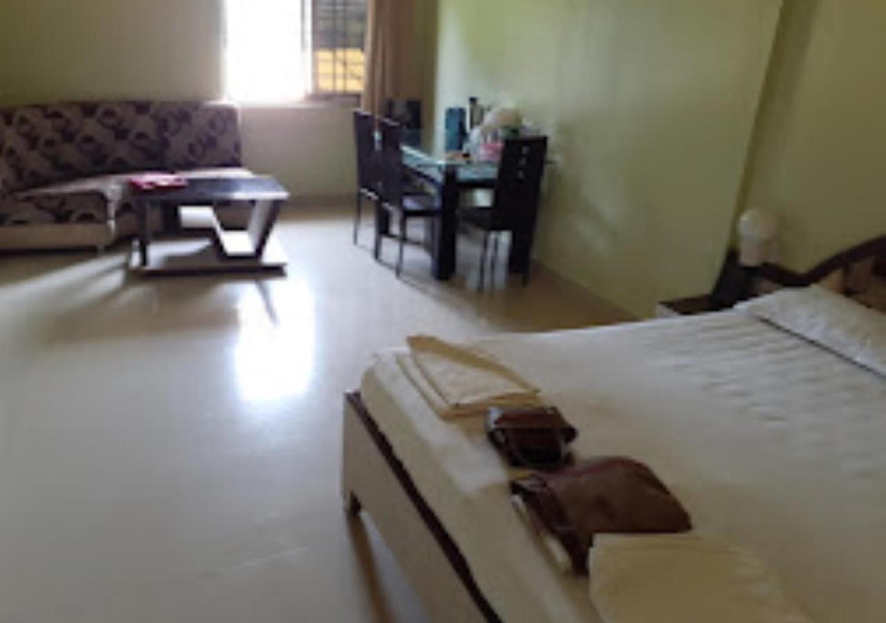 Hotel Blue Paradise Chandrapur Εξωτερικό φωτογραφία